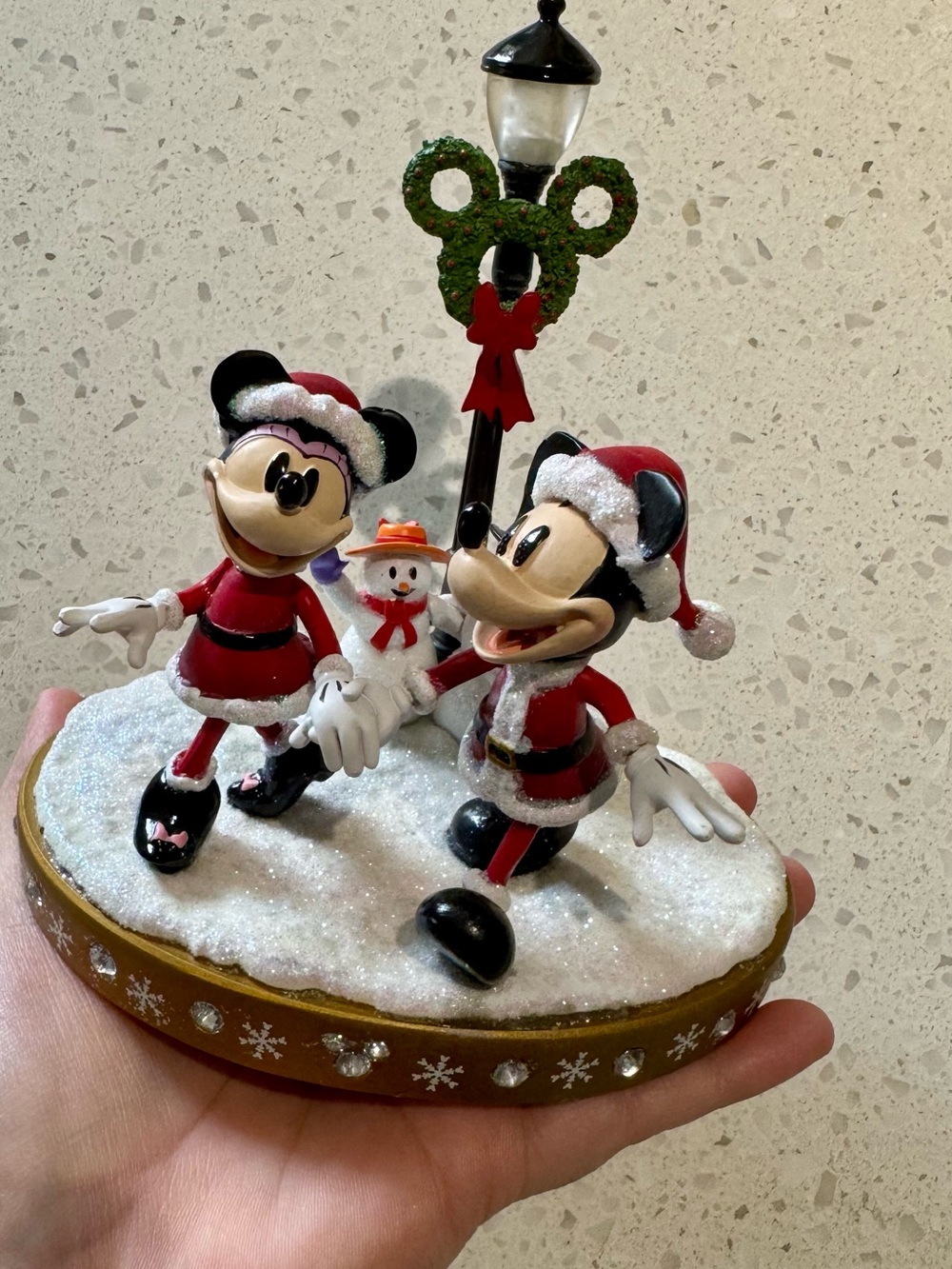 2020 Disney Parks Holiday Santa Mickey & Minnie Light-up Figurine - Picture 6 of 12